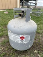 Propane grill tank believed to be full
