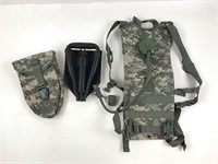 Military Molle II Hydration Carrier & Entrenching