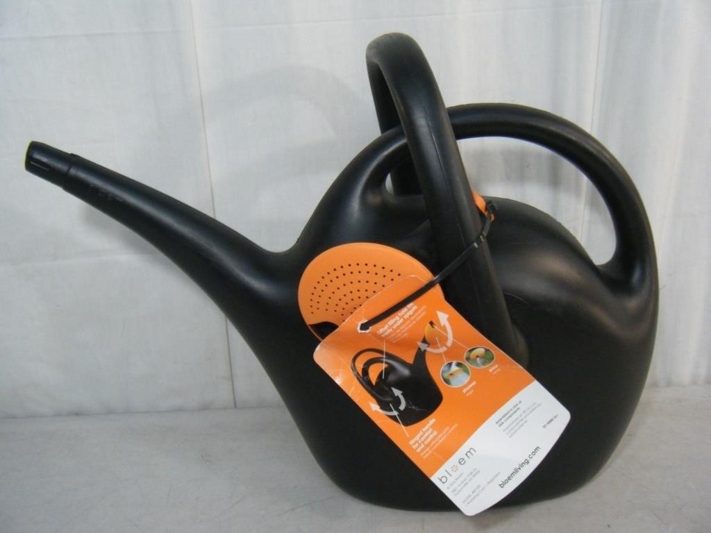 Brand new 2.6 gallon easy~pour watering Can