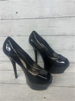 Black heels Womens Shoes size 8