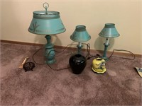 3 Lamps & Household Items