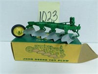 John Deere 3-Pt. 4-Bottom Plow w/ Box