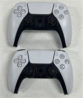 2 - Playstation 5 Controllers