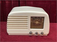 c.1950s AM/Short Wave Radio - Note