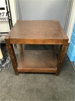 Table   Approx. 25" Tall   NOT SHIPPABLE