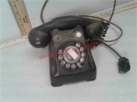 Vintage Kellogg switchboard rotary phone