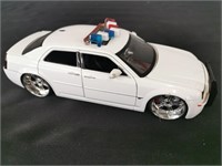 Chrysler 300 Police Car Scale Model