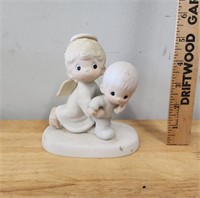 Precious Moments Baby's First Step Figurine E-2840