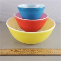 Vintage Pyrex Mixing Bowls - Blue Chipped