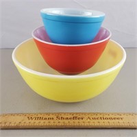 Vintage Pyrex Mixing Bowls - Red Chipped