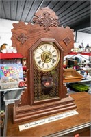The E. Ingramham Co. Bristol CT USA Mantel Clock