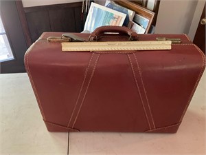 Vintage Fleetline travel test luggage leather
