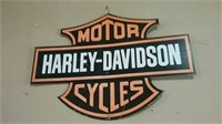 Metal Harley-Davidson sign