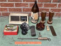 Selection Vintage Household Inc. Radio, Bottle,