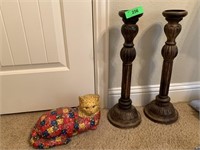 PAIR OF CANDLESTICKS & CALICO CAT DOOR STOP