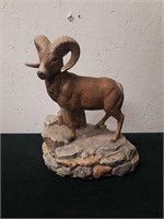 8x9 in wildlife figurine made in Wyoming