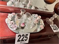Mirrored Tray With Perfume Bottles(LR)