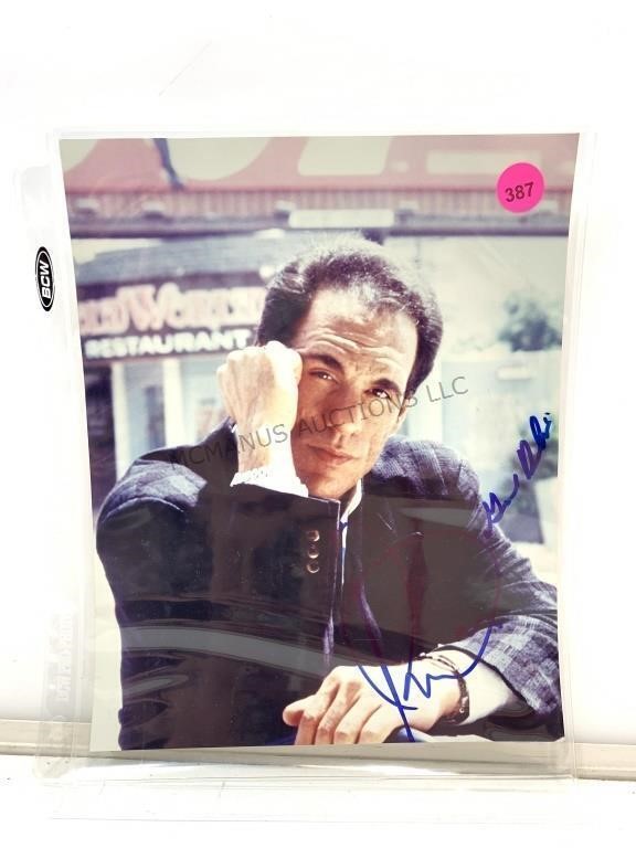 Signed Robert Davi 8x10Photograph