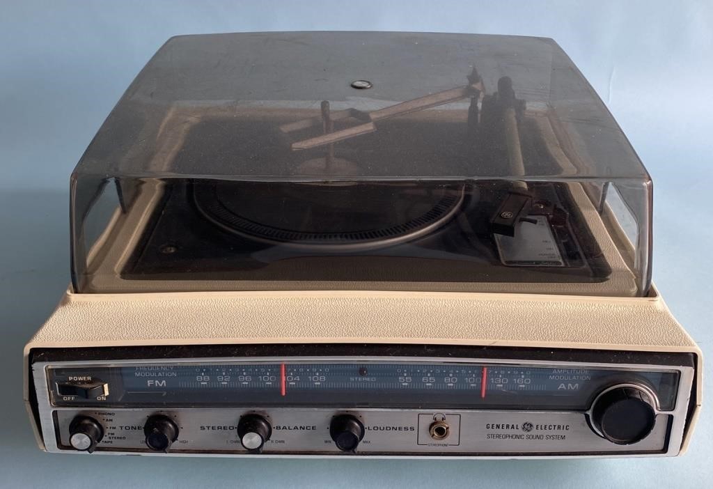 General Electric Record Player