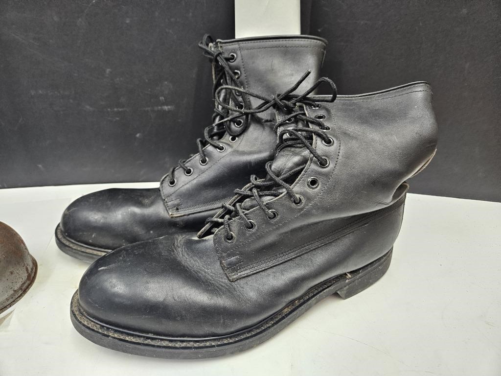 SZ 9 Military Boots
