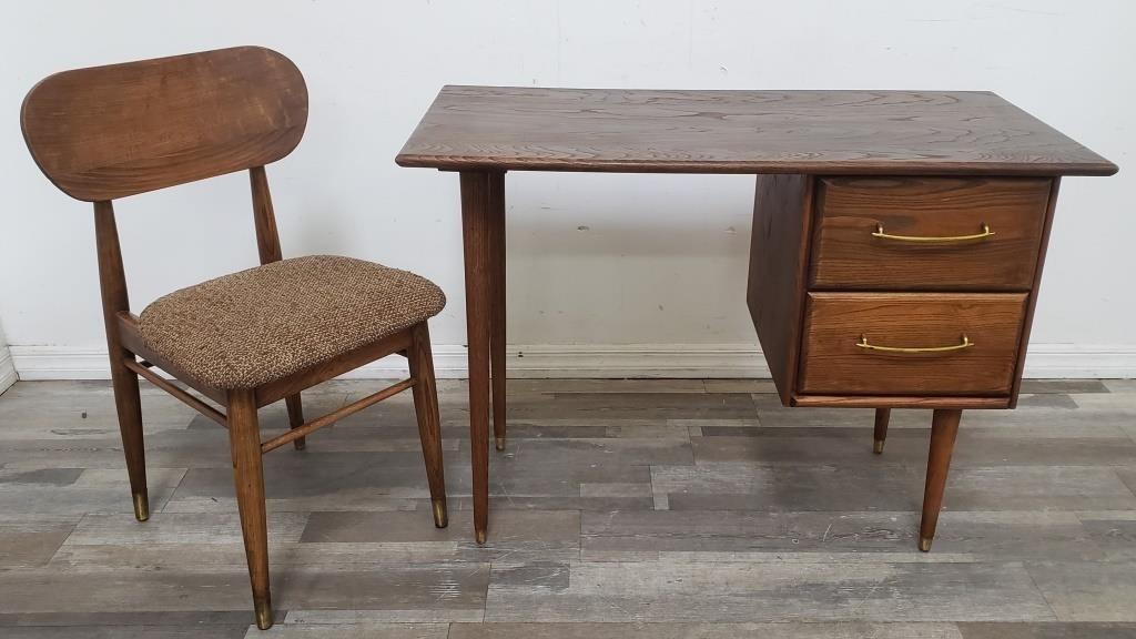 Mid century modern desk w/2 drawers & chair