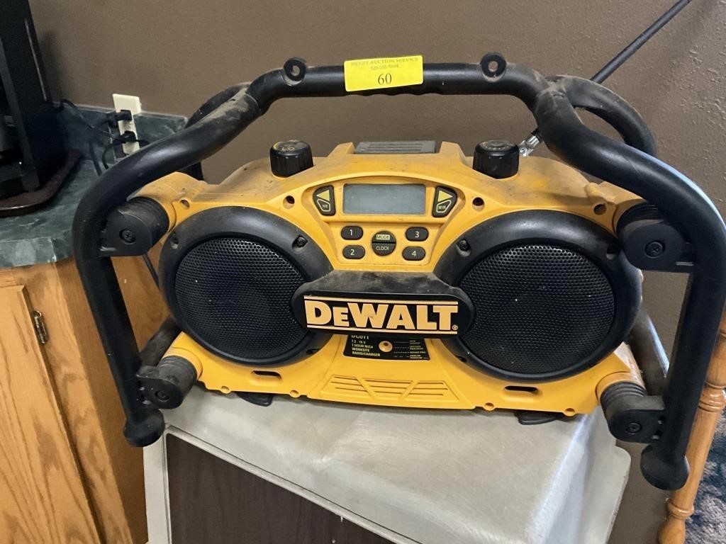 Dewalt Radio-works good