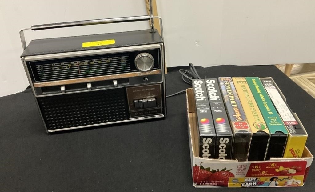 Vintage Sears solid State Radio, VHS