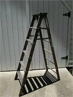 Heavy Wooden 6 Ft Ladder