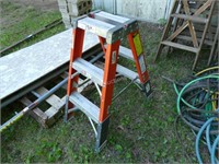 Step Ladder