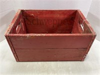 SCHWEPPES WOODEN BEER CRATE,