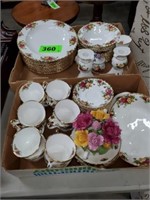 LOT ROYAL ALBERT BONE CHINA DINNERWARE