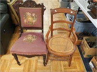 Pair of non-matching side chairs, both with