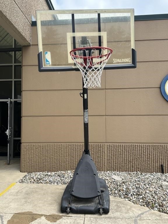 Spalding 54in Polycarbonate Basketball Hoop