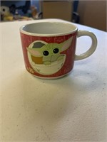 Short Grogu mug