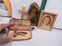 Lot with Religious Pictures, 2 Crosses & more