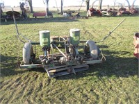 JOHN DEERE 2 ROW CORN PLANTER