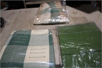 3 TABLE CLOTHS (NO SIZE AVAILABLE)