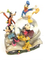 Enesco Mickey Mouse Musical Snow Globe