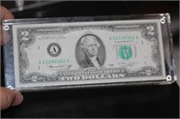 1976 Uncirculated $2.00 Note Paperweight
