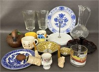 Vintage Collectibles Grouping