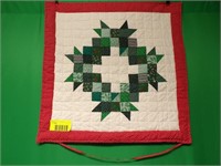 Small Star Patterned Quilt