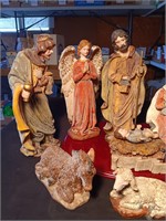 12" Tall, 12 Piece, Resin Nativity Set.