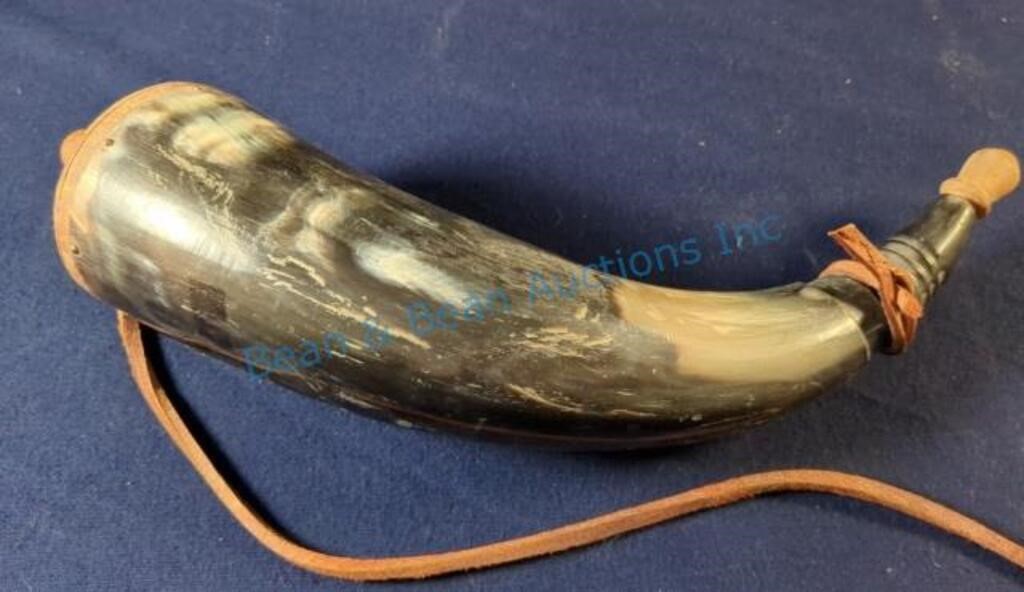 Powder horn