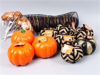 Halloween Pumpkins & Large Roll of Fabric Decor