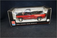 DIECAST "AMT" 1995 DODGE RAM DUALLY NIP