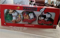 Vintage trio of Snoopy ornaments in the box