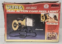 Ultra Dual Action Cord Reel Light