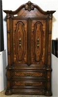 White Fine Furniture Armoire