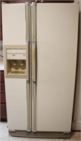 Kenmore Refrigerator - 32" x 66" x 35"