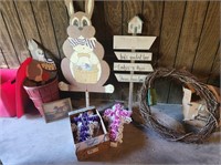 Lot of Misc outdoor Decor Items & Grave Flowers